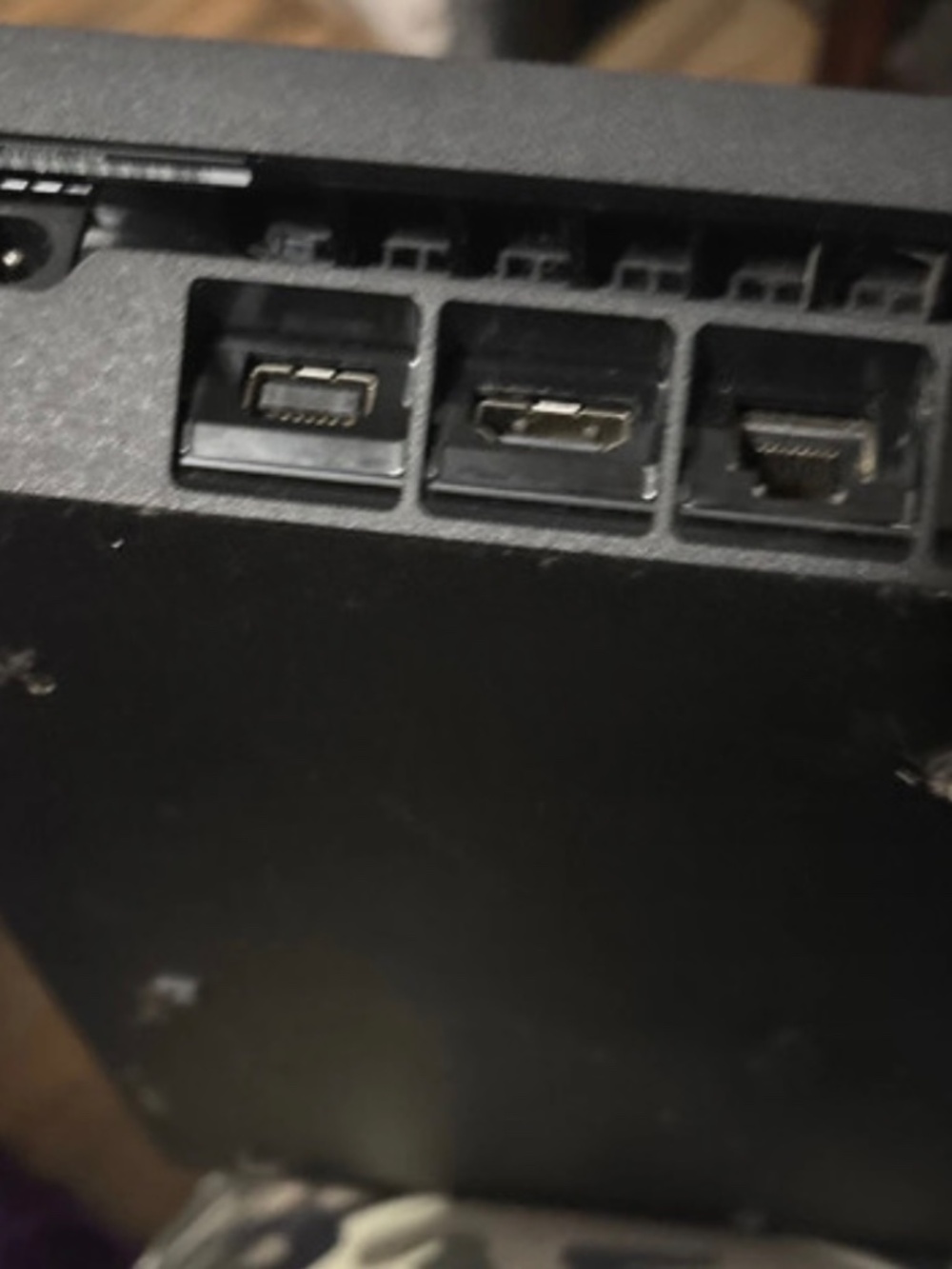 PS4 - Picture 4 of 4